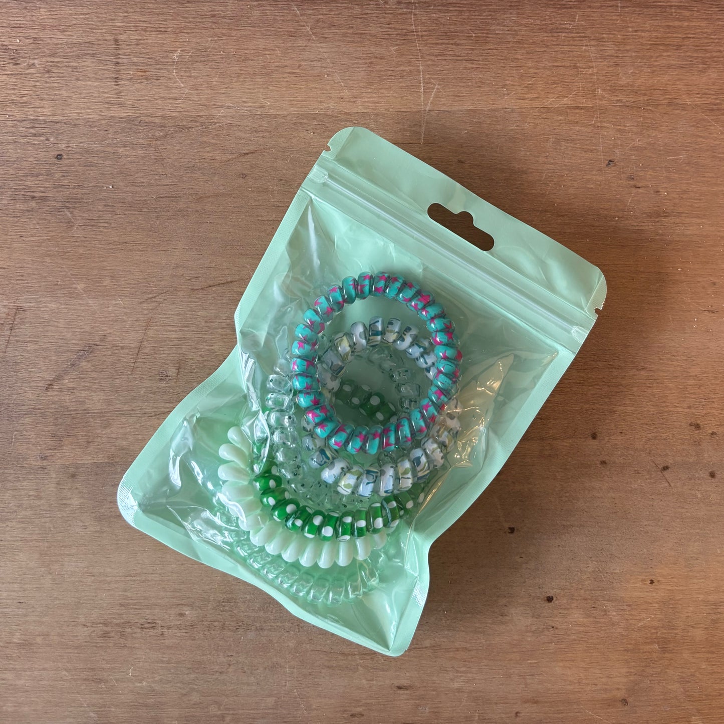 Coil Patterned Hair Ties (Set of 6) - Green