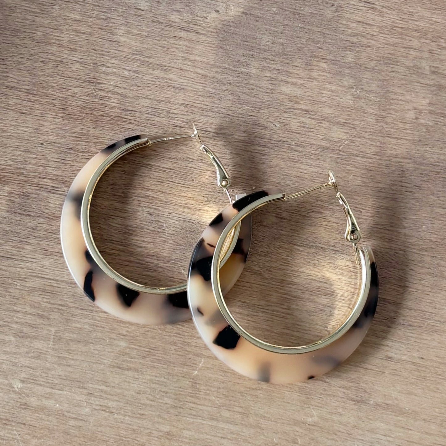 Oversized Tortoise Hoops