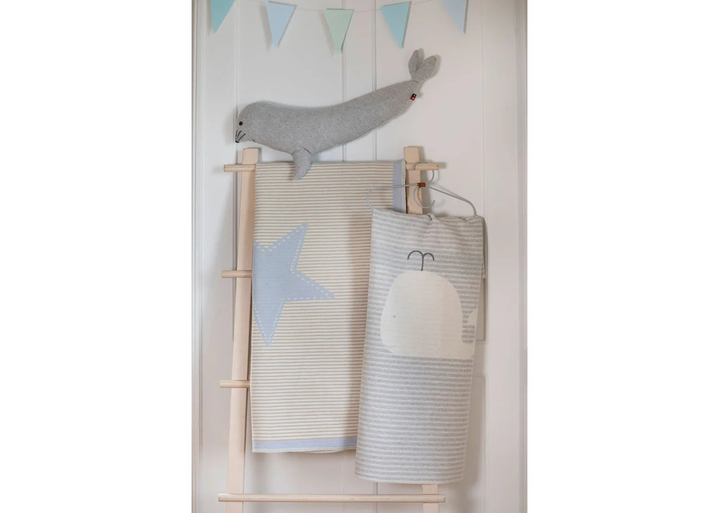 Cotton Flannel Blanket - Whale Stripe (Grey)