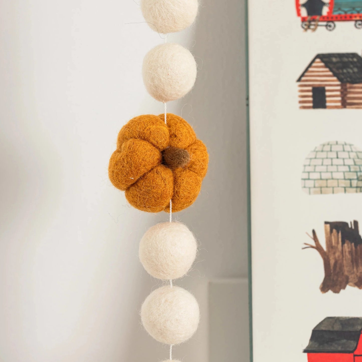 Felt Garland - Harvest Pumpkin White Balls