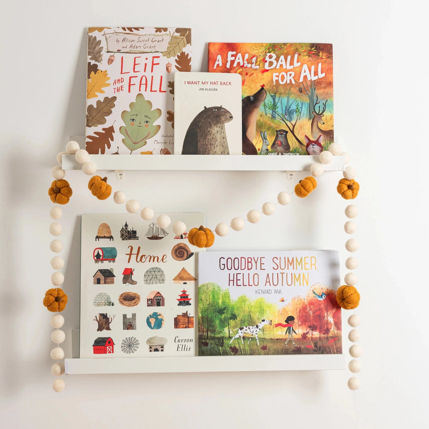 Felt Garland - Harvest Pumpkin White Balls