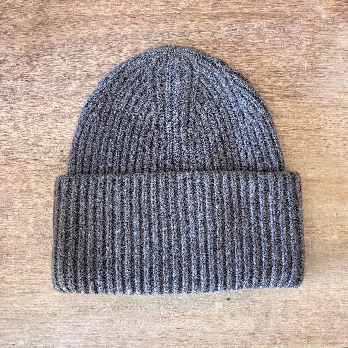 Lucy Beanie - Dark Taupe