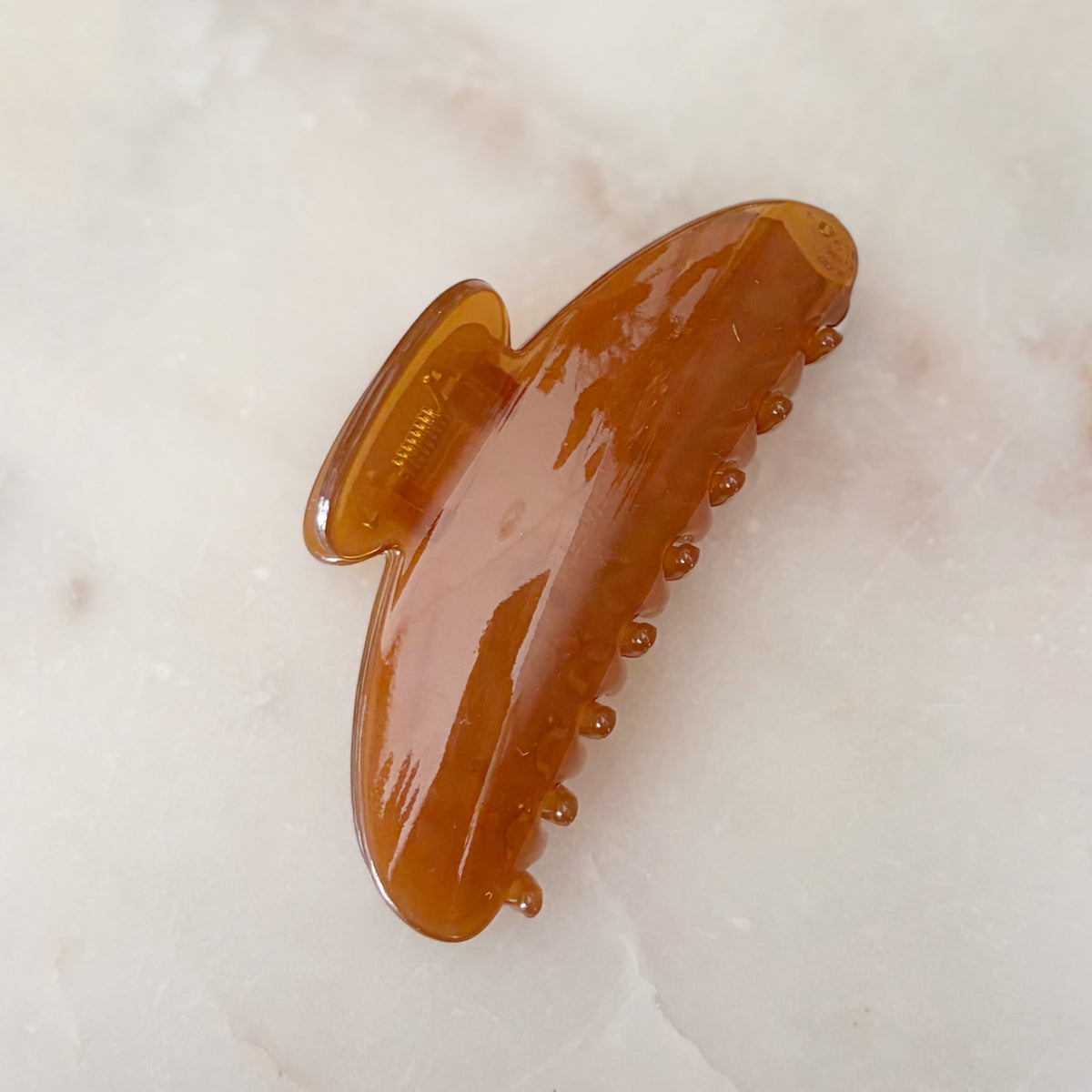 Arc Hair Clip - Caramel Glaze