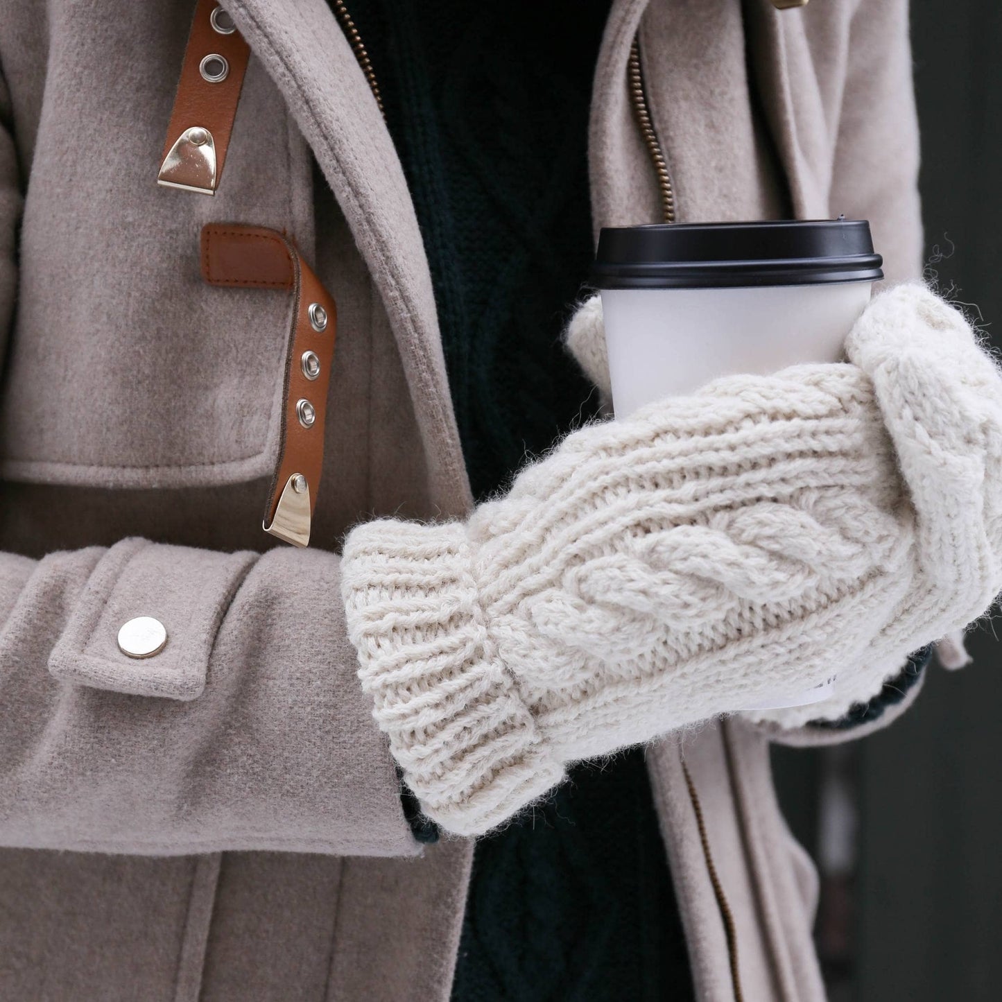 Hand-Knit Alpaca Mittens - Ivory