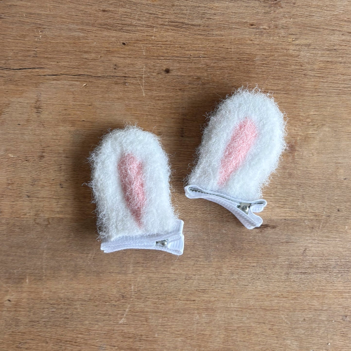 Bunny Ear Hair Clips - Light Pink