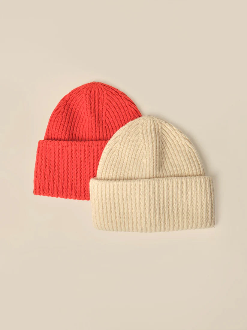 Lucy Beanie - Milk