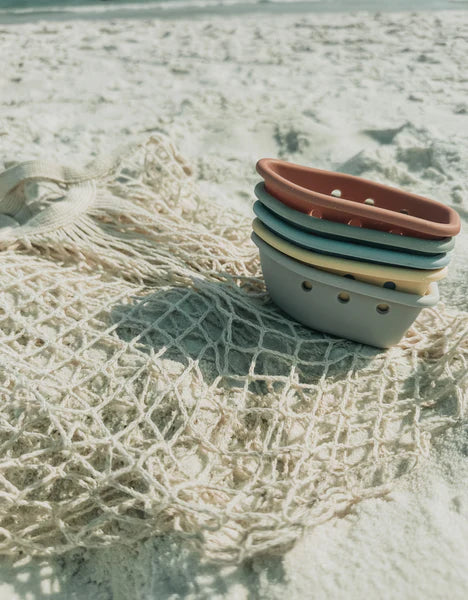 Stacking Boats - Storm