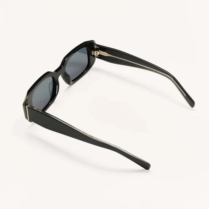 The Off Duty (Black)