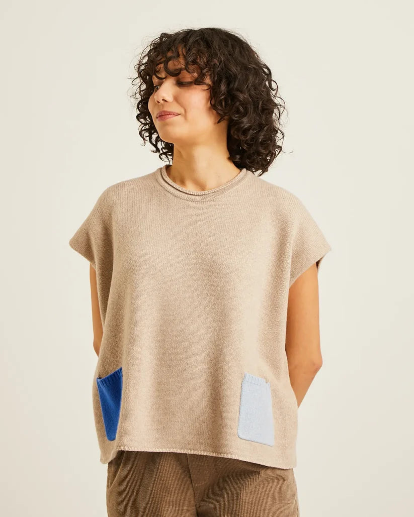 Kirin Vest - Oat-Azure/Pale Blue Pockets