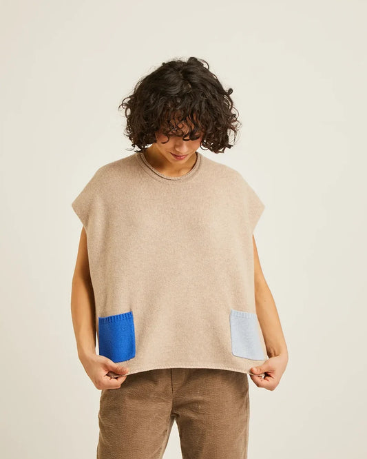 Kirin Vest - Oat-Azure/Pale Blue Pockets