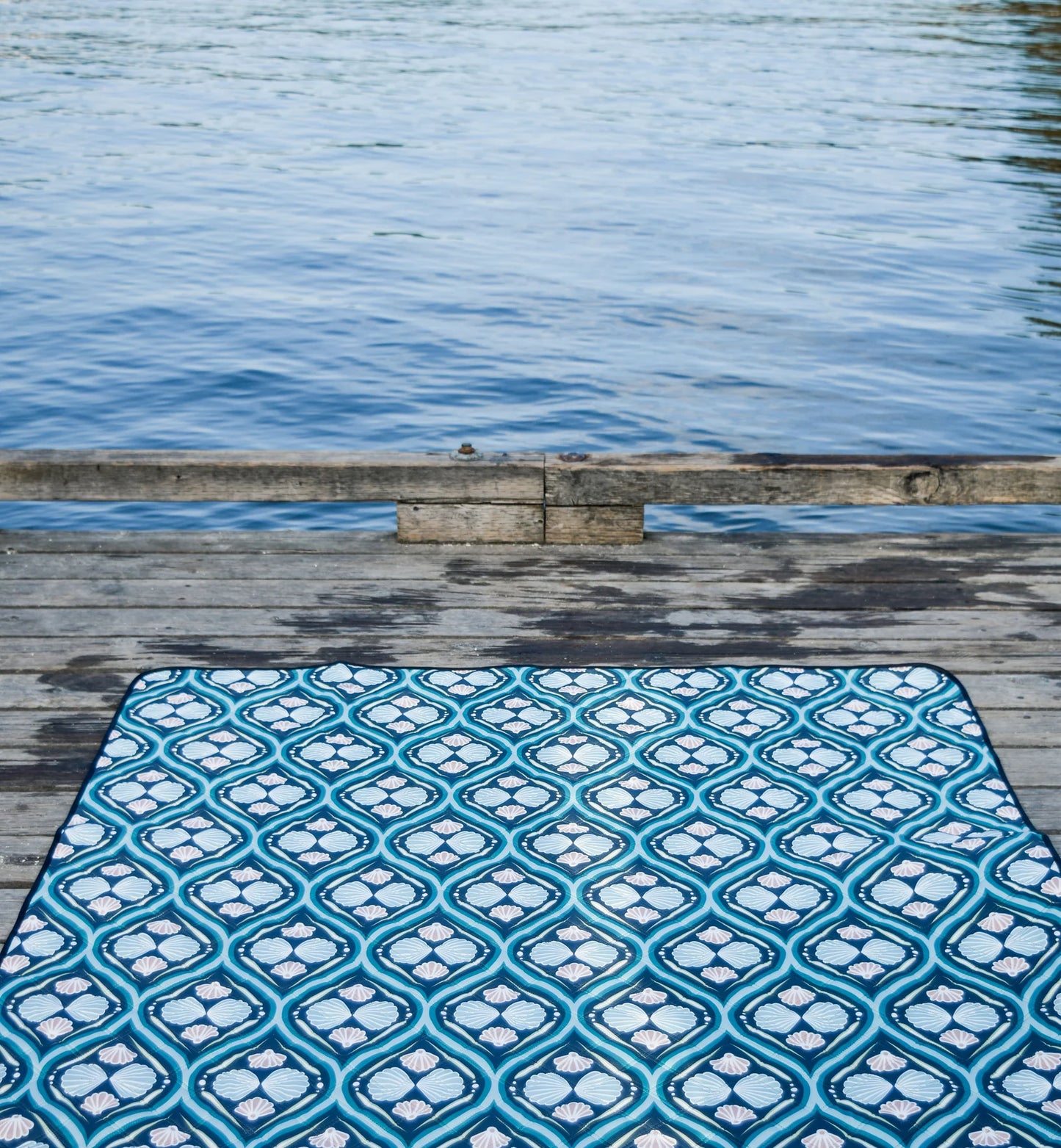 The Excursion Packable Picnic Blanket - Blue Multi