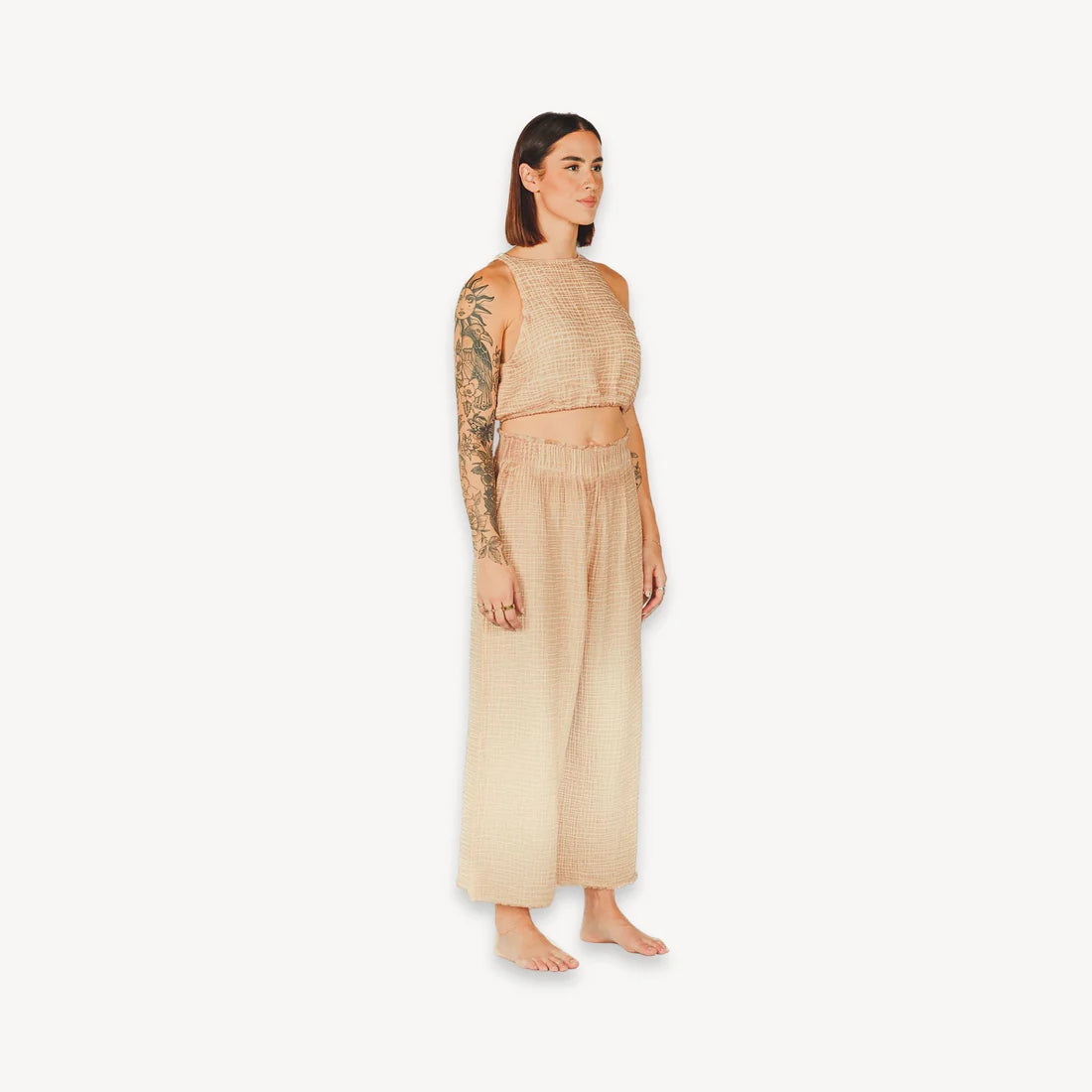 Crinkle Keyhole Tank Top - Beige (O/S)