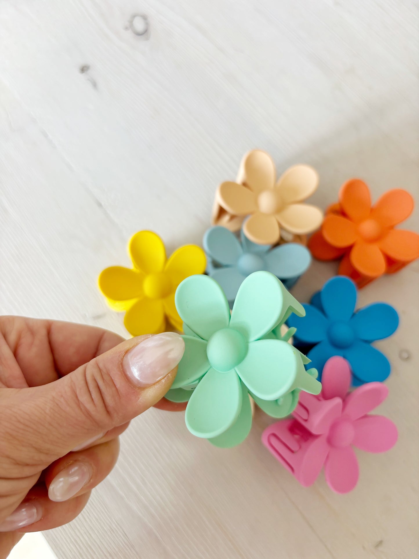 Small Flower Claw Clip - Baby Blue