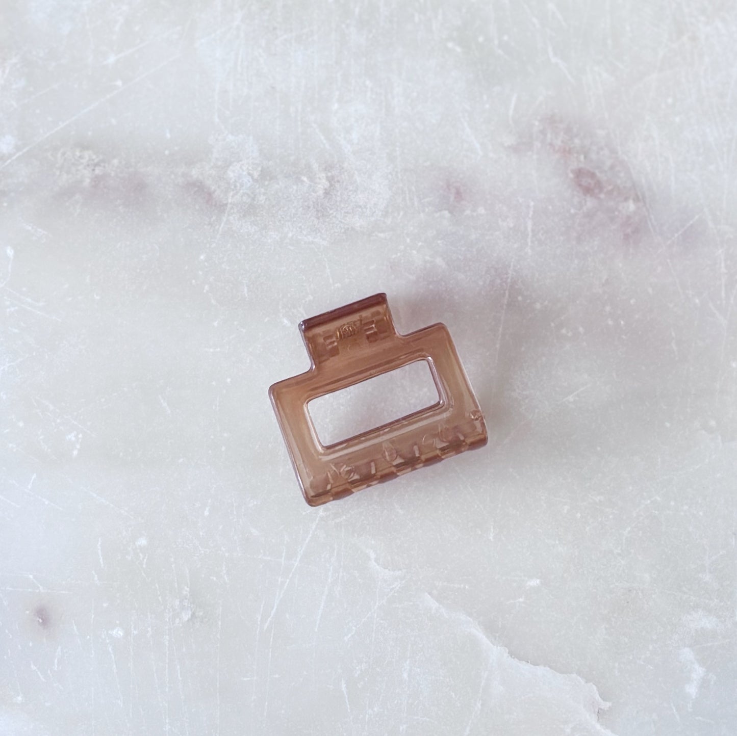 Small Jelly Hair Clip - Brown