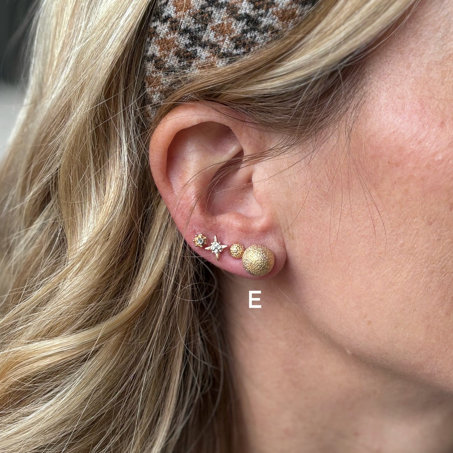 Stud Earrings - Shimmer Ball