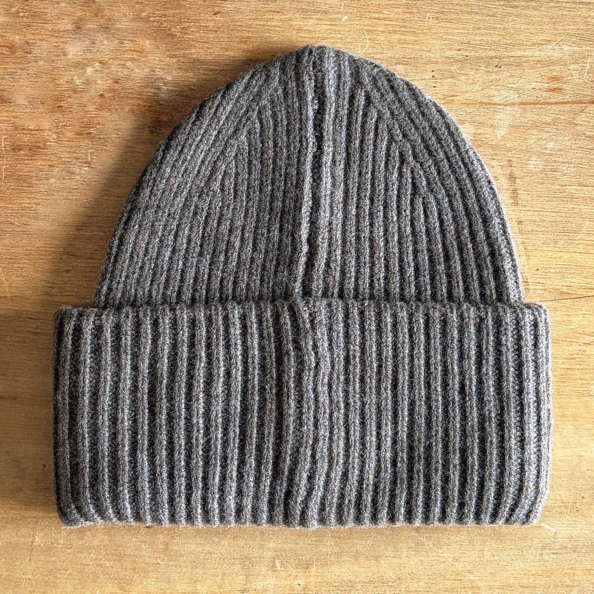 Lucy Beanie - Dark Taupe