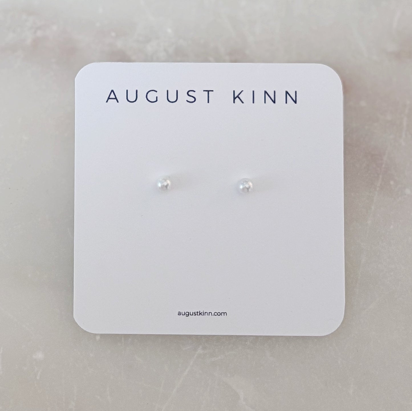 Stud Earrings - Pearl