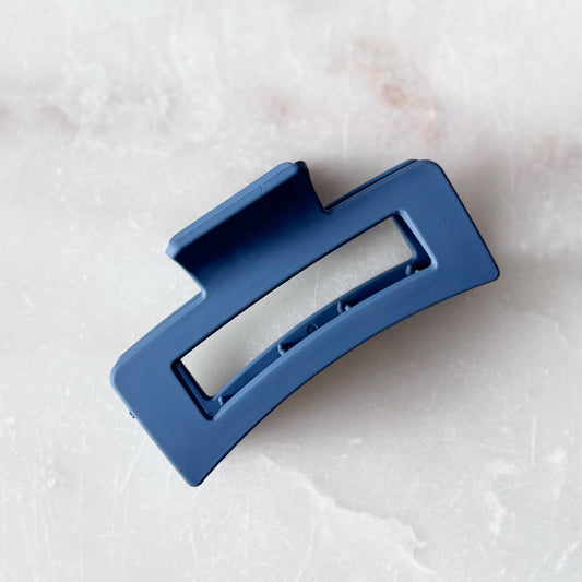 Large Cutout Claw Clip - Sapphire