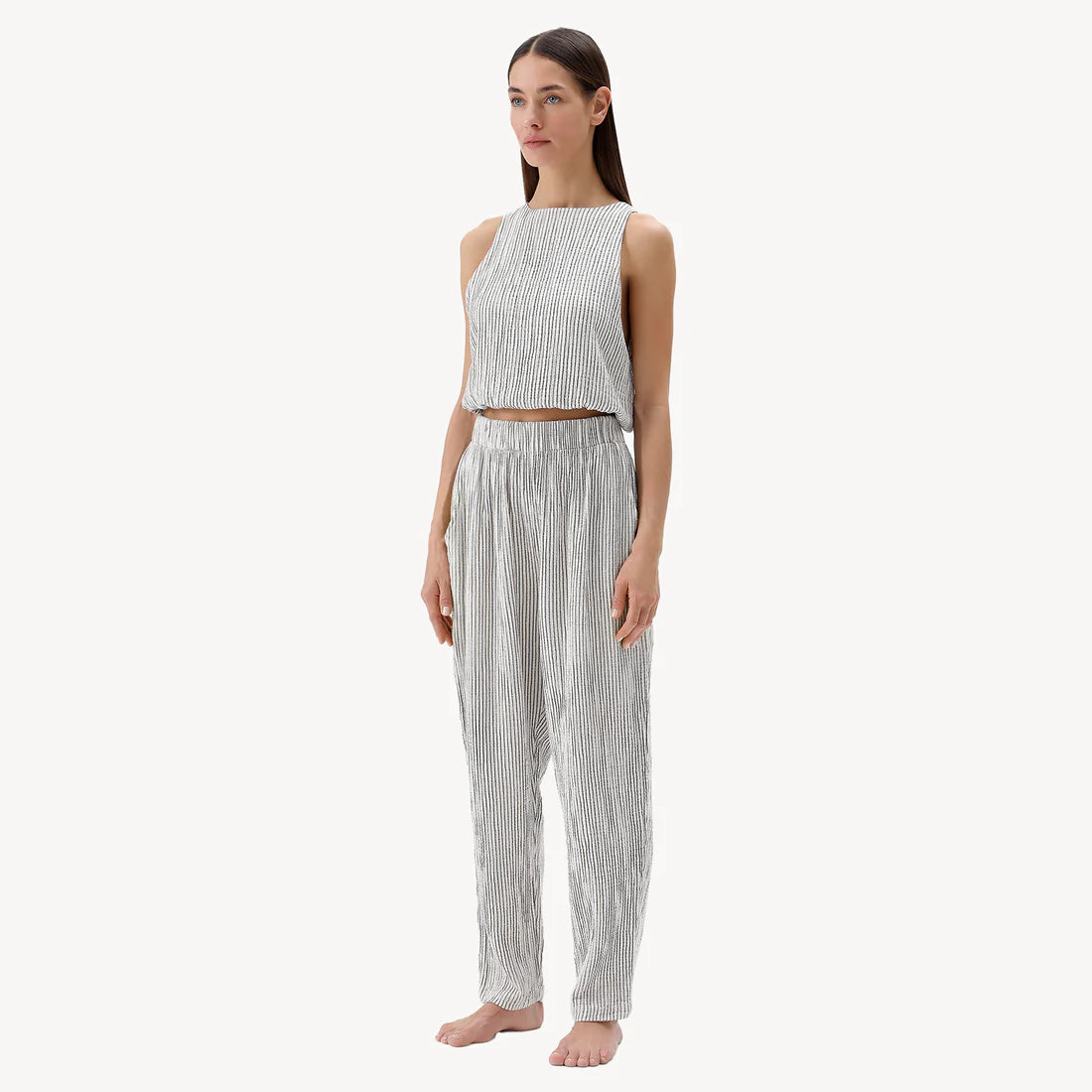 Crinkle Keyhole Tank Top - Striped (O/S)