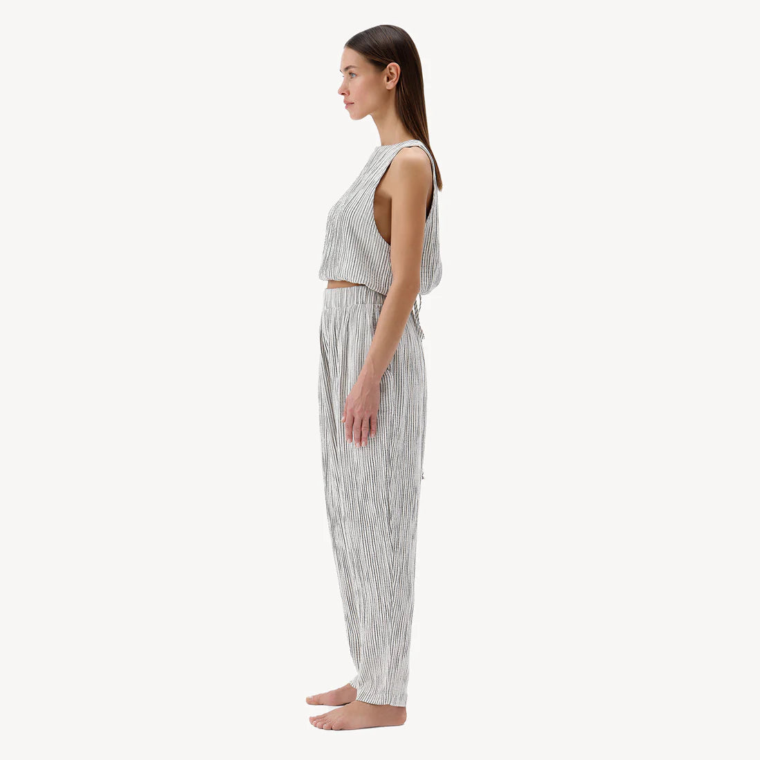 Crinkle Keyhole Tank Top - Striped (O/S)