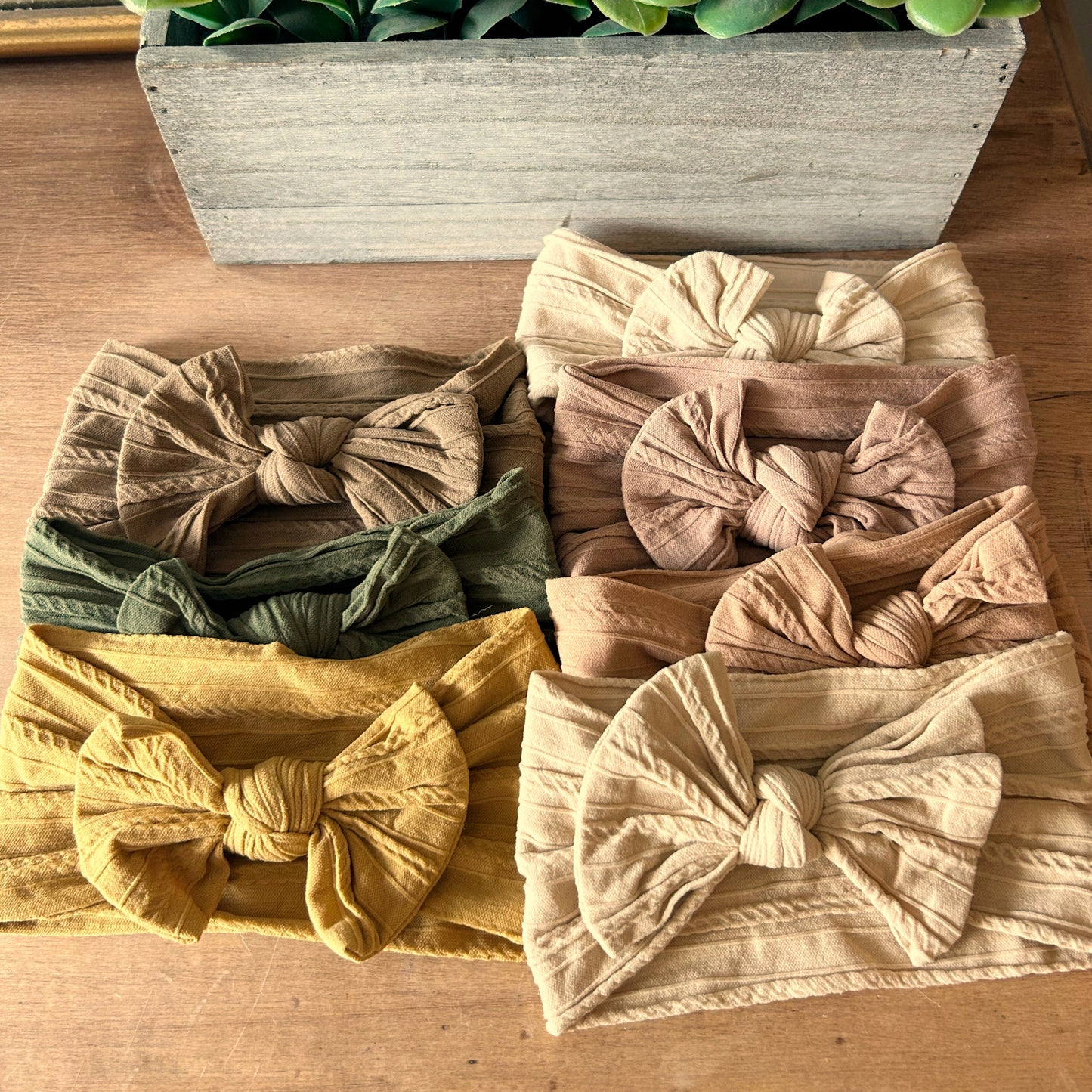 Stretchy Bow Headband - Sand