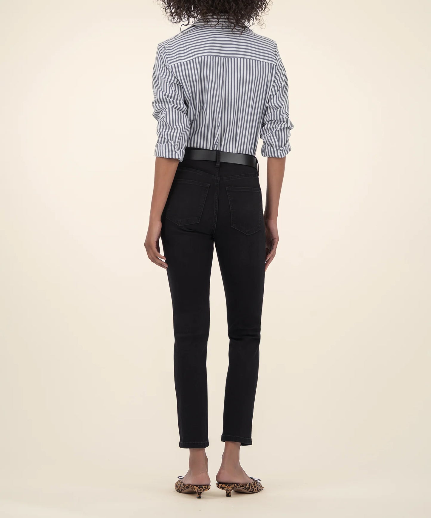 Rachael High Rise Mom Jean - Uplifting Wash
