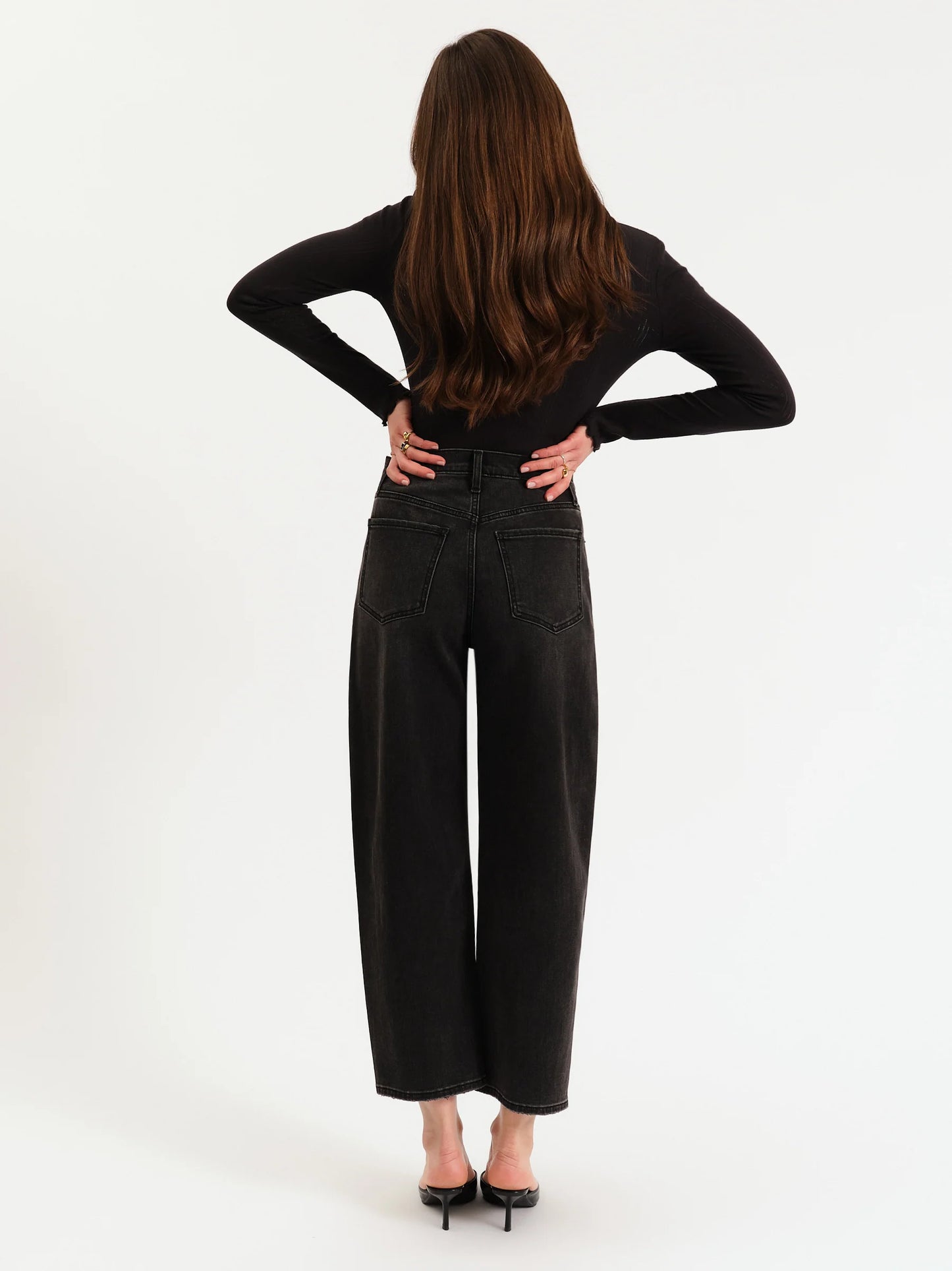 Westward Barrel - Night Life Vintage