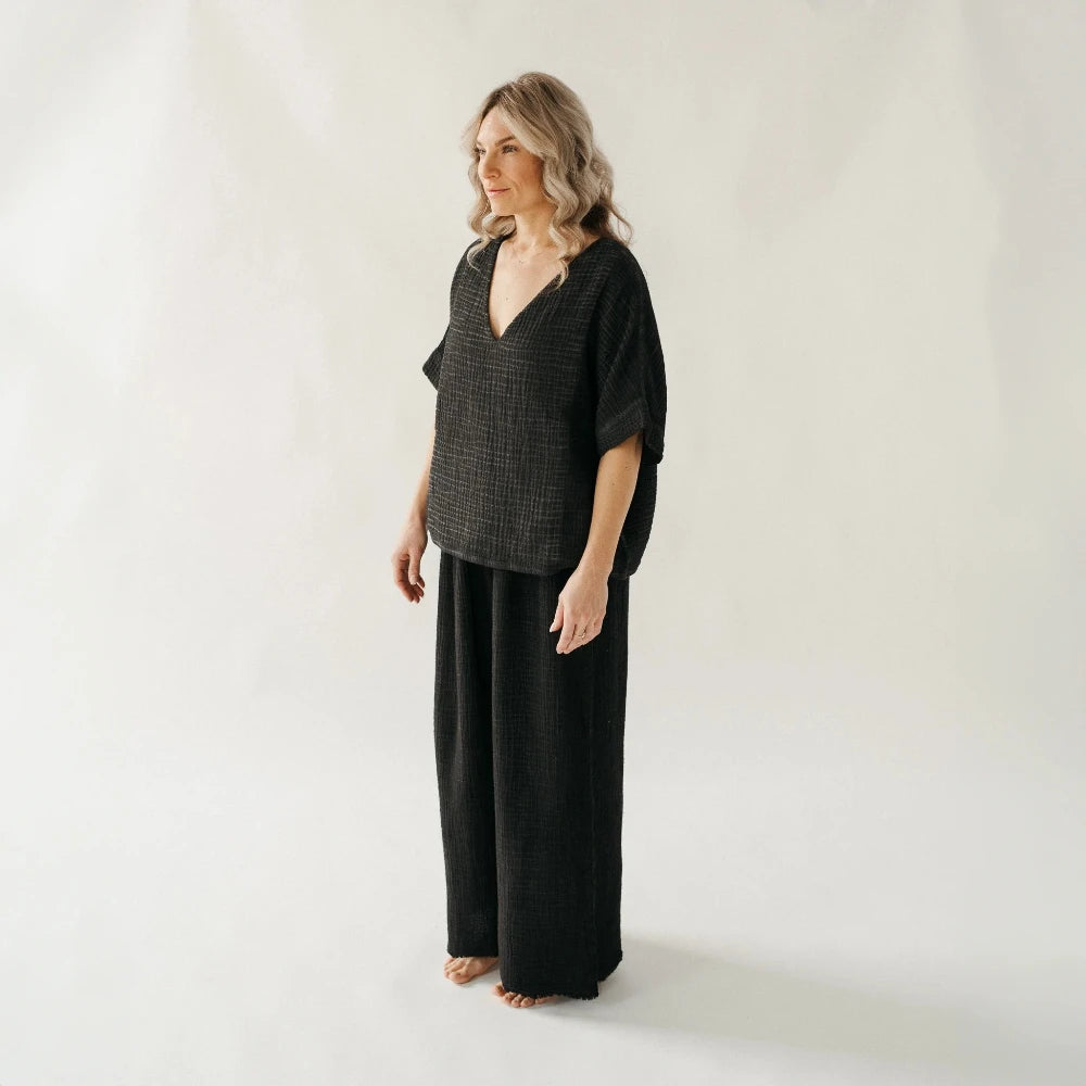 Crinkle Cotton V-Neck Top - Washed Black (O/S)