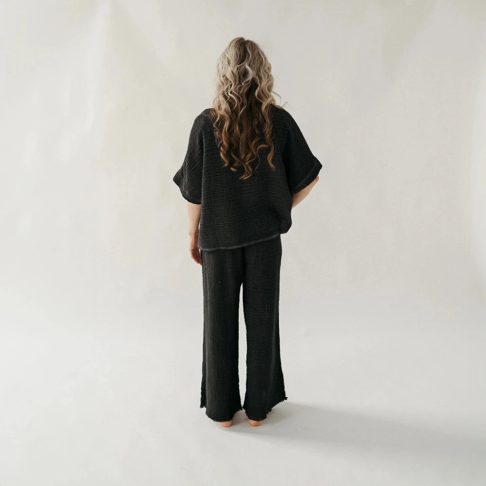 Crinkle Cotton V-Neck Top - Washed Black (O/S)