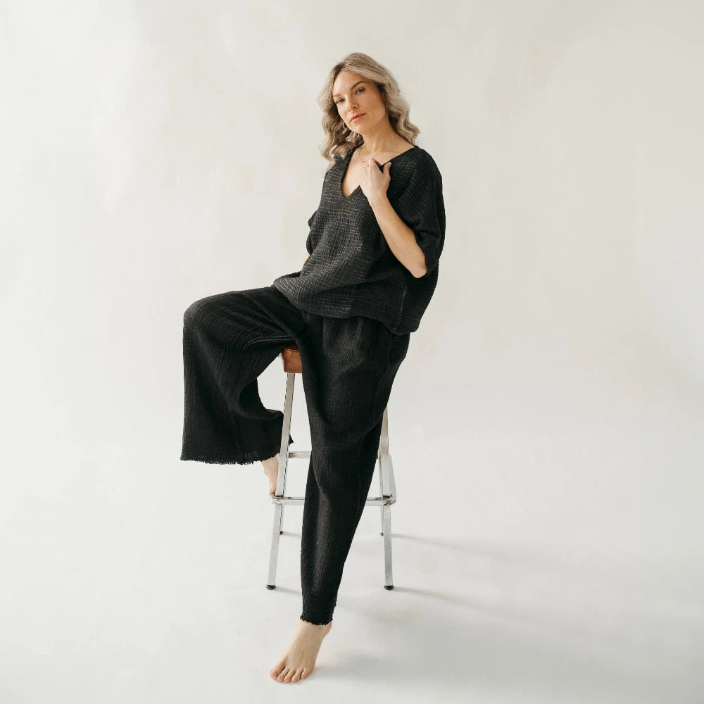 Crinkle Cotton V-Neck Top - Washed Black (O/S)
