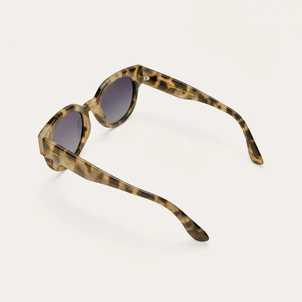 The Lunch Date (Dark Tortoise)