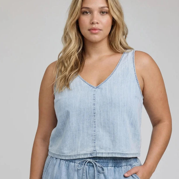 Tessa Shorts - Blue Chambray