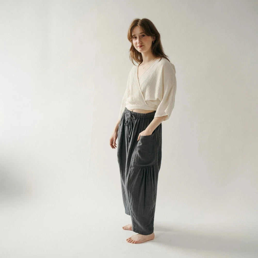 Stevie Pant - Charcoal