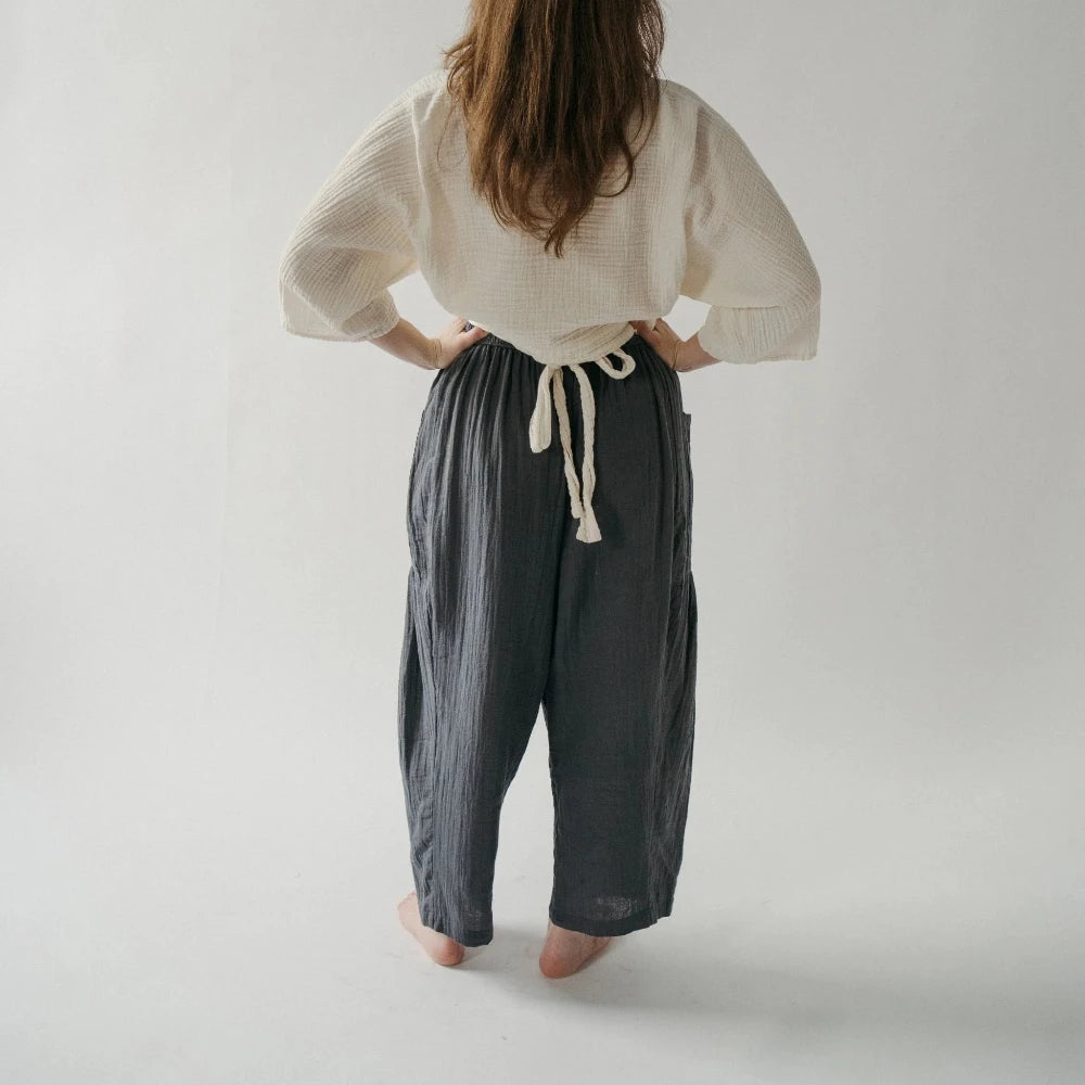 Stevie Pant - Charcoal