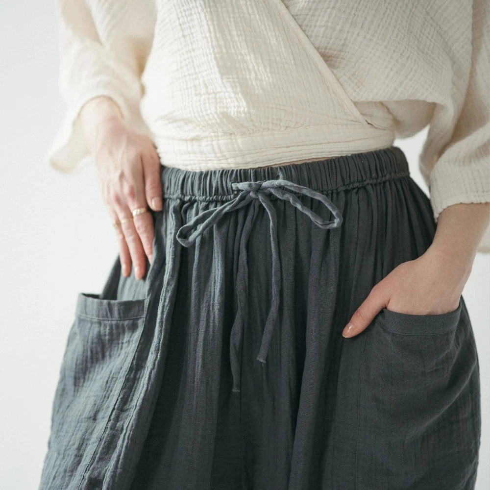 Stevie Pant - Charcoal