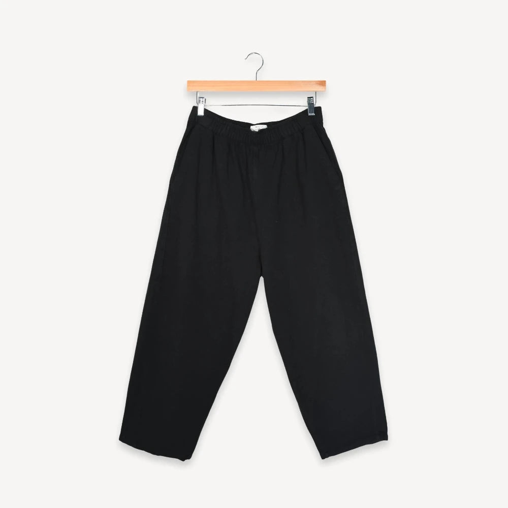 Loft Cotton Barrel Pant - Black (O/S)