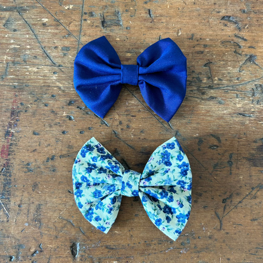 Bow Clips - Navy Blue / Garden