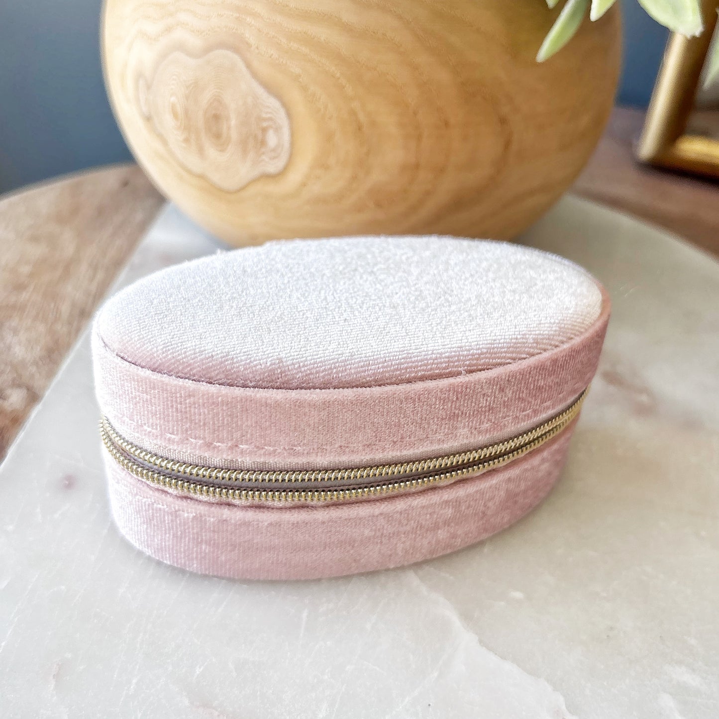 Oval Jewelry Case - Blush