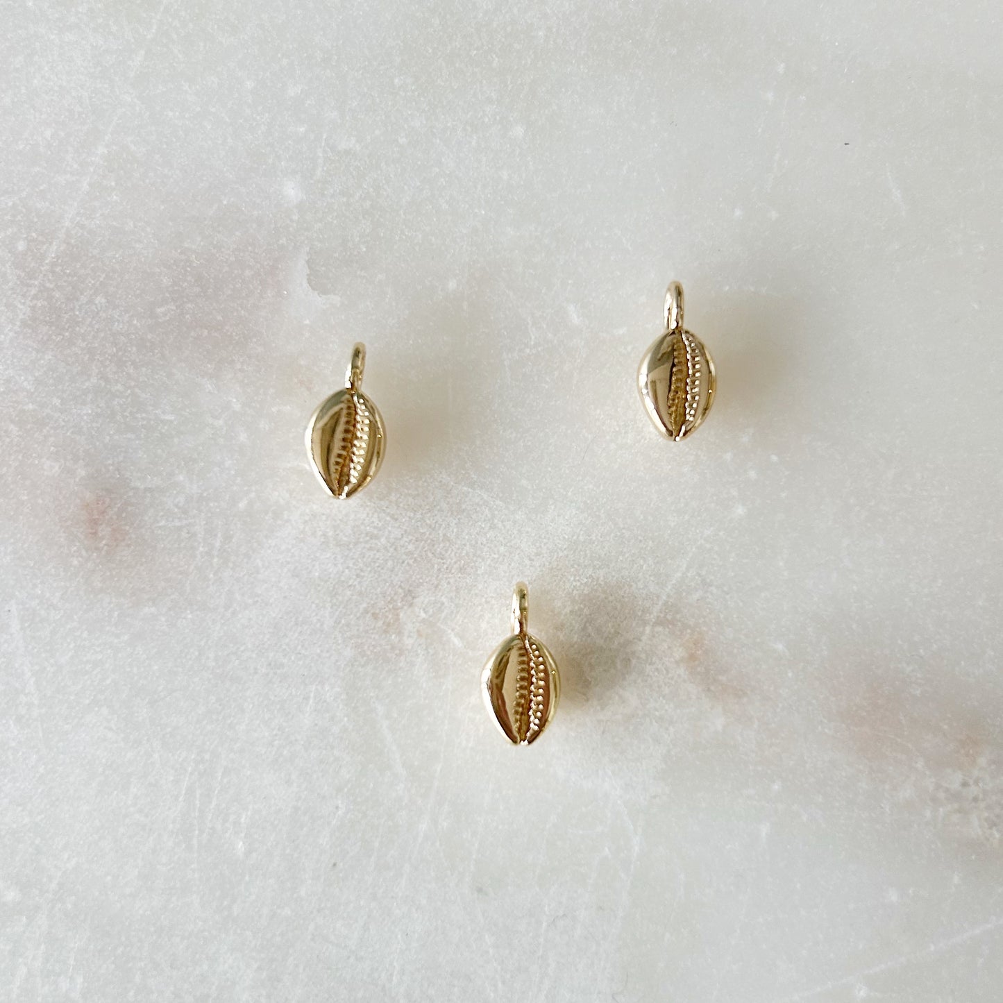 Conch Shell Charm - Gold