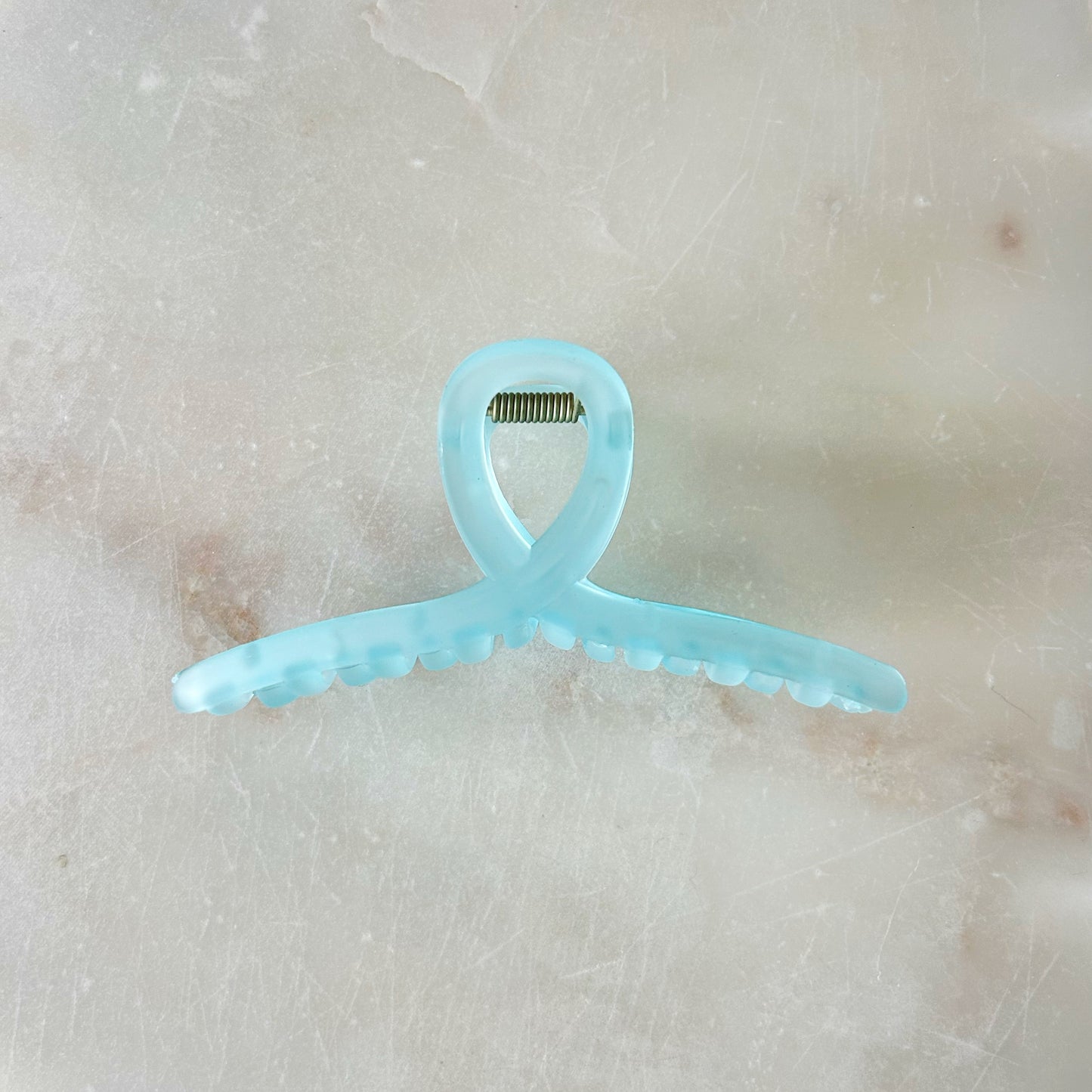 Frosted Twist Hair Clip - Cotton Candy Blue