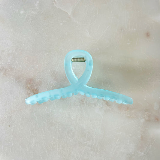 Frosted Twist Hair Clip - Cotton Candy Blue