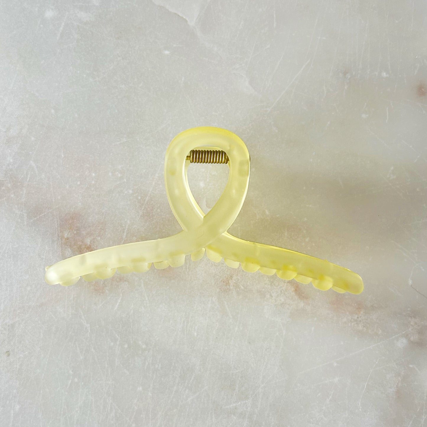 Frosted Twist Hair Clip - Lemon