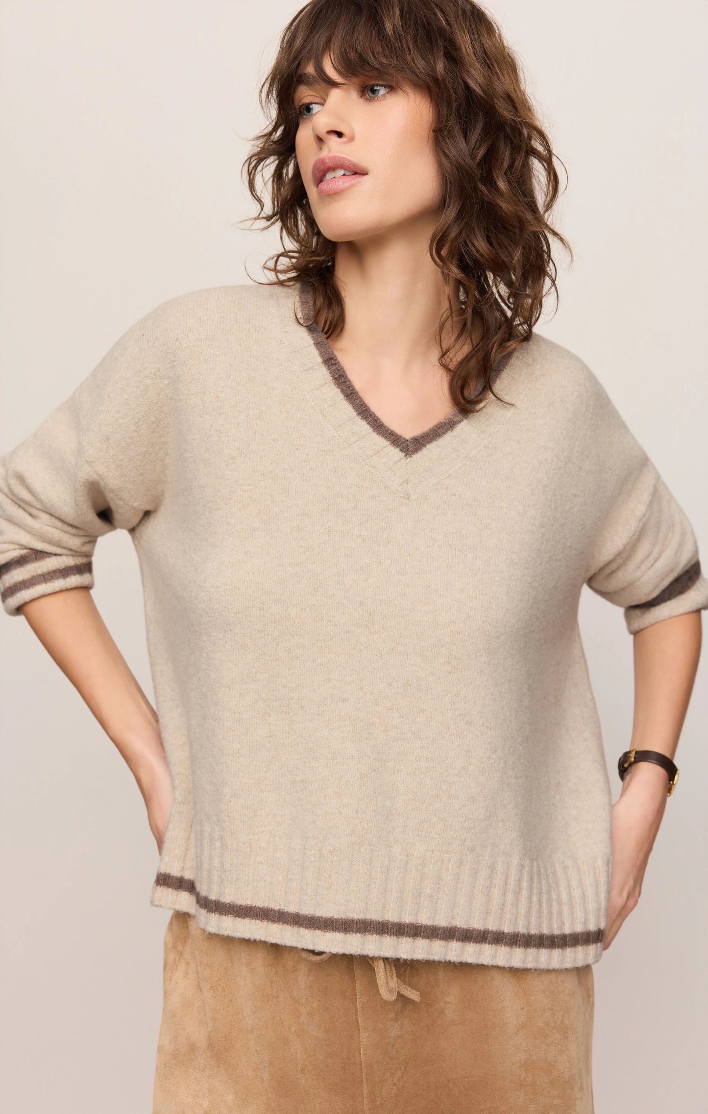 Endure V-Neck Sweater - Natural Heather