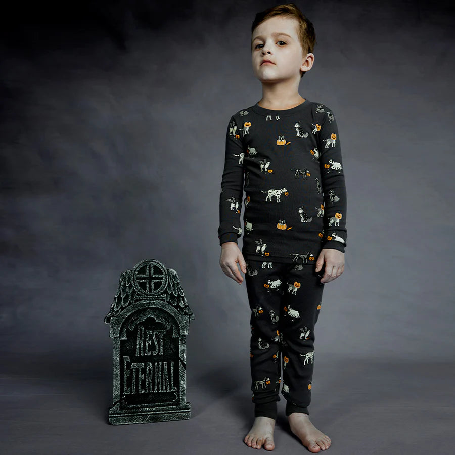 Two Piece Pajama Set - Howl-oween