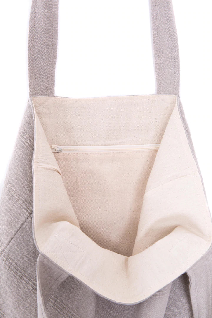 The Traveller Tote - Sand